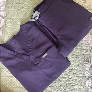 FIGS Technical Collection Scrub Set in Rich Purple